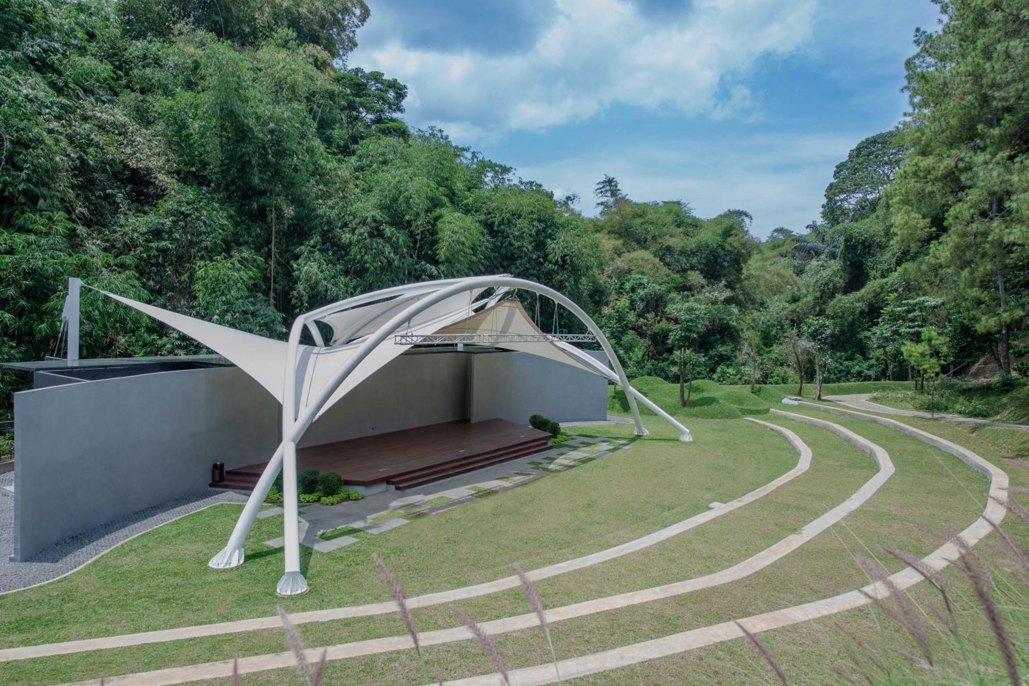 The Gaia Hotel Bandung Lembang Ngoại thất bức ảnh